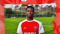 Traore imzaladı