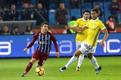 Trabzonspor-Fenerbahçe karşılaşmasından kareler