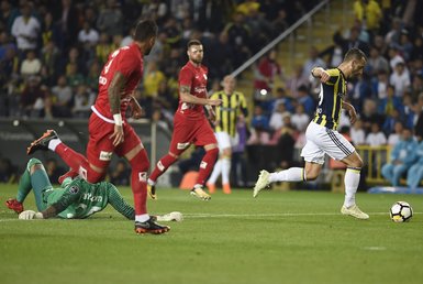 Usta kalemler Fenerbahçe’yi yazdı