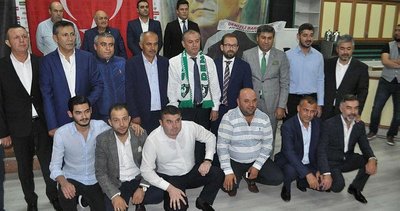 Denizlispor’da başkan Mustafa Üstek güven tazeledi