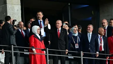 Başkan Erdoğan millileri yalnız bırakmadı
