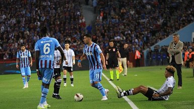 Trabzonspor'da maç sonu Bakasetas'ın boynunda dikkat çeken görüntü!