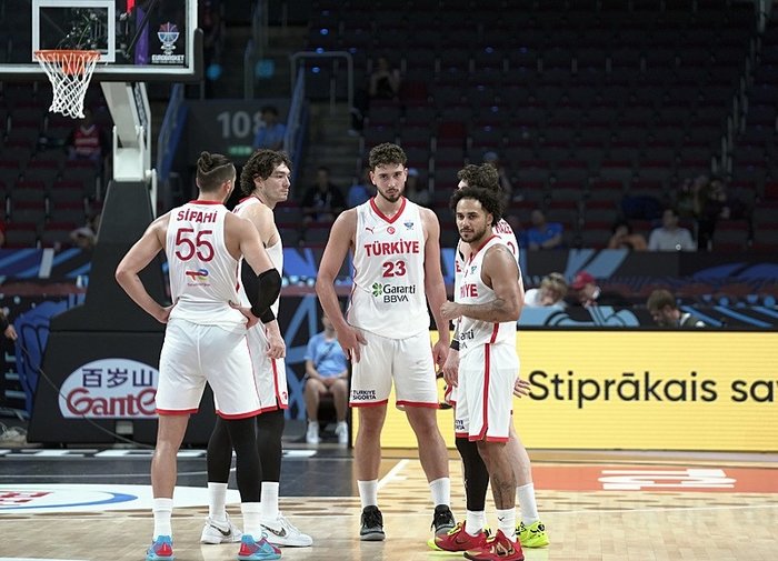 trt-spor-yildiz-canli-izle-turkiye-portekiz-maci-sifresiz-izle-fiba-erkekler-eurobasket-1756552109904.jpeg