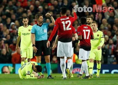 Manchester United - Barcelona maçına damga vuran an! Messi kanlar içinde...