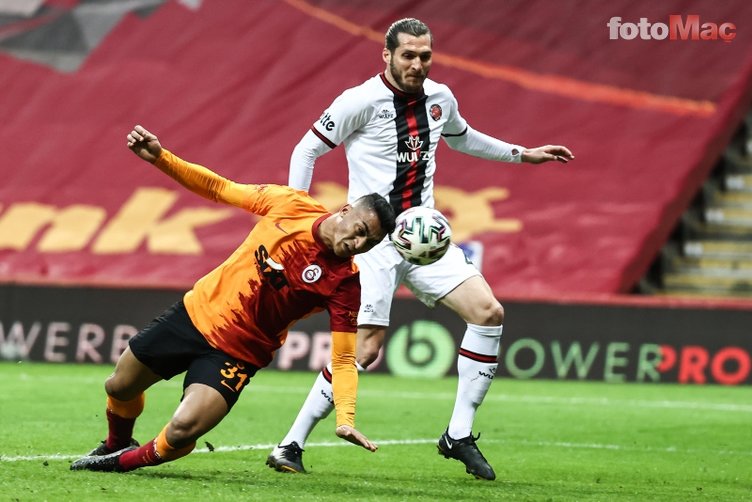 Son dakika Galatasaray haberi: Mostafa Mohamed krizi! Sözleşmesi kayboldu