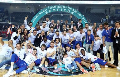 Cumhurbaşkanlığı Kupası Anadolu Efes’in!