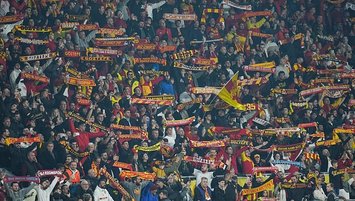 Taraftarlara tam not