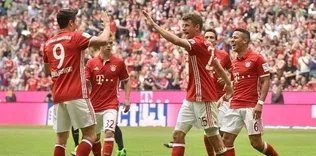 Bavyera ekibi Augsburg’a gol yağdırdı