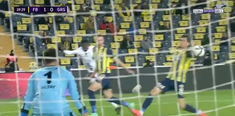 Giresunspor Fenerbahçe maçında penaltı kazandı! İşte o müdahale - 1