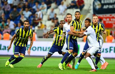 Kasımpaşa-Fenerbahçe maçından kareler
