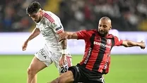 Jota çok üzgün