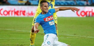 Napoli'nin golcüsü ameliyat oldu