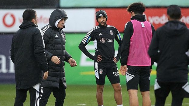 Beşiktaş derbi hazırlıklarını sürdürdü Dele Alli ile Salih Uçan takımla
