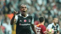 Çingene Ricardo topu kafama at!