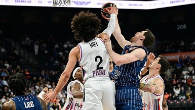 Anadolu Efes evinde kaybetti!