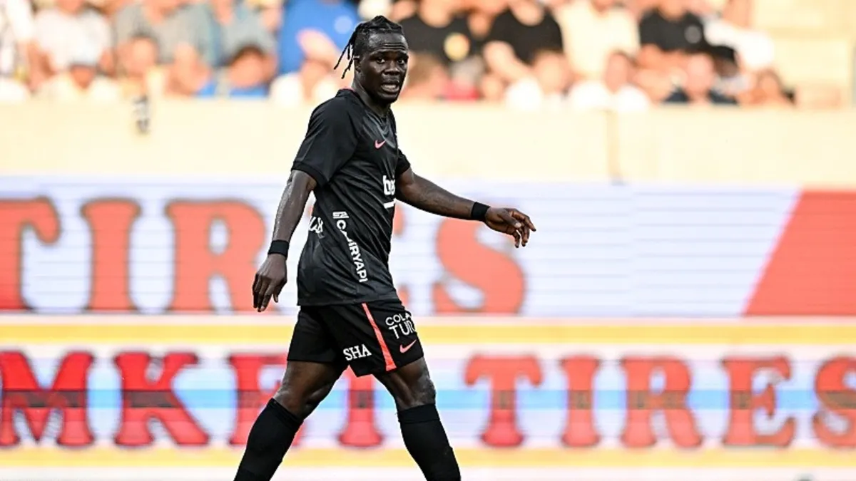 Junior Olaitan göz doldurdu