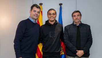 Barcelona Ronaldinho'nun oğlunu transfer etti