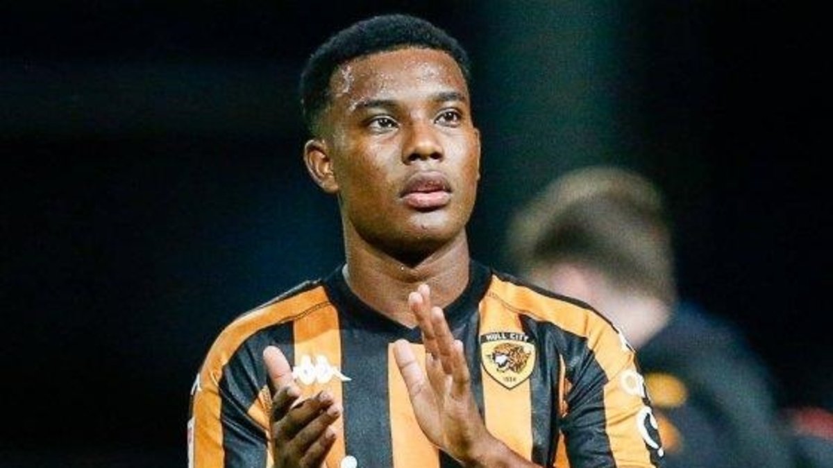 Hull City'de Oscar Zambrano şoku! Doping tespit edildi Hull City'de Oscar Zambrano şoku! Doping tespit edildi
