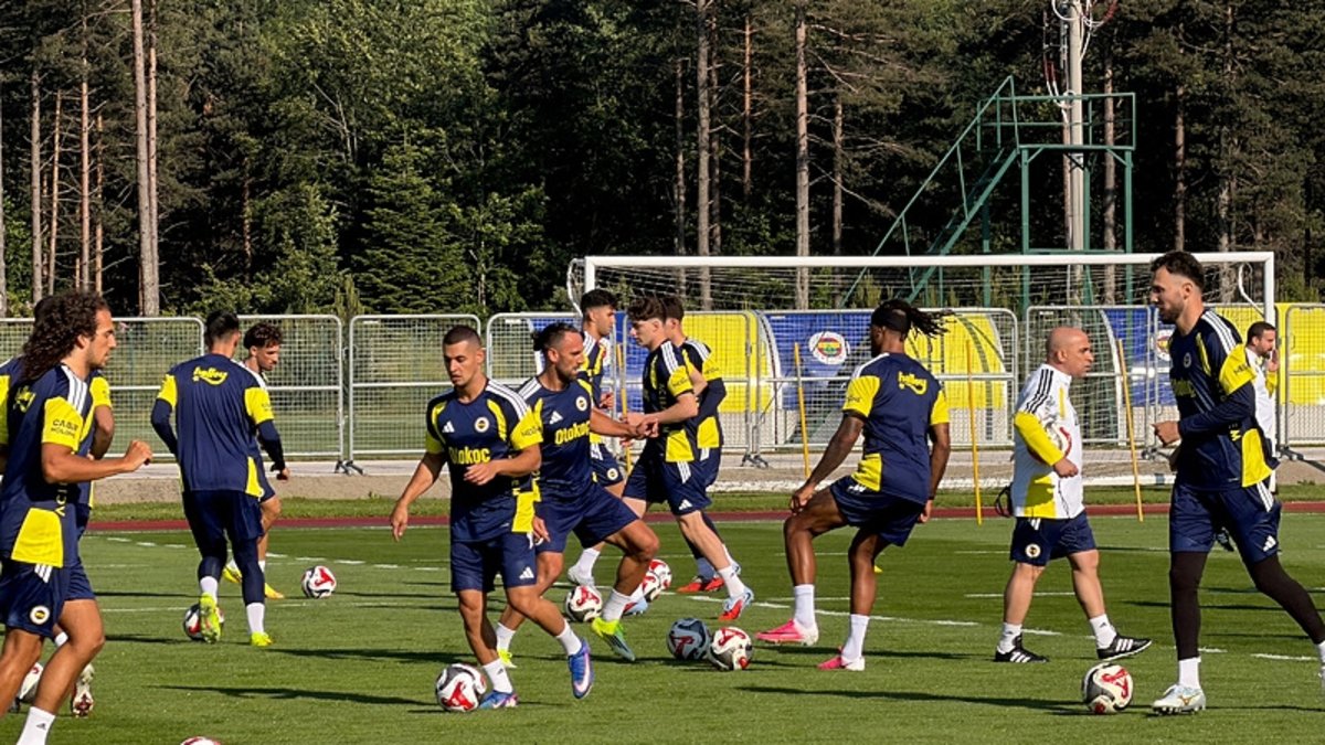 Fenerbahçe'nin Topuk Yaylası'ndaki kampı başladı!