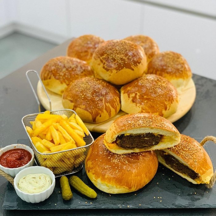 kapali-hamburger-tarifi-evde-pratik-kapali-hamburger-nasil-yapilir-malzemeleri-ve-puf-noktalari-1698146324854.jpg
