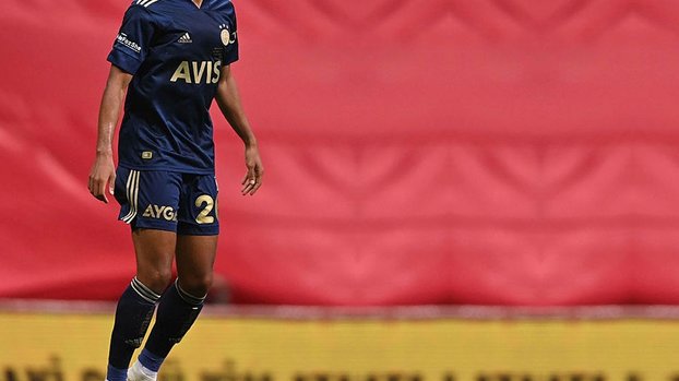 Fenerbahçe'de Tisserand kararı verildi! Oyuncunun talipleri...