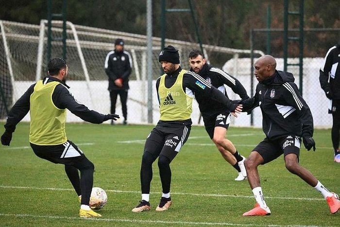 fatih-karagumruk-besiktas-maci-ne-zaman-saat-kacta-ve-hangi-kanalda-canli-yayinlanacak-spor-toto-super-lig-1675067423417.jpeg