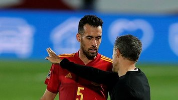 Busquets to return for Spain after negative virus test