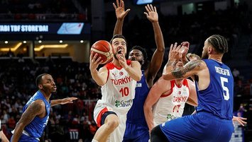 12 Dev Adam İtalya’da