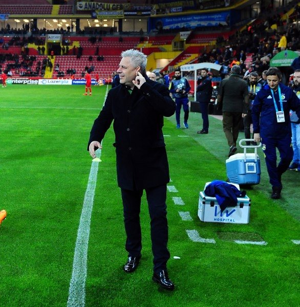 Kayserispor - Fenerbahçe maçından dikkat çeken detaylar