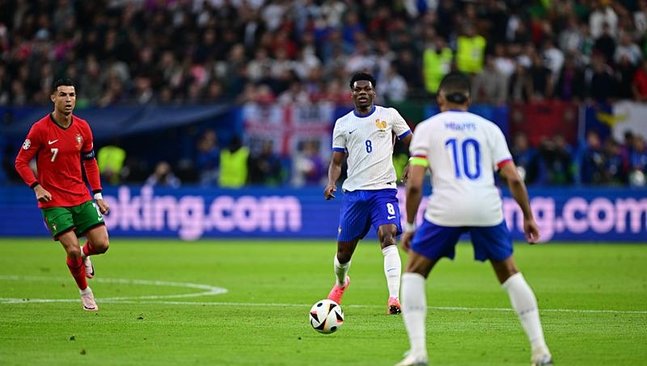 Portekiz 0-0 Fransa | Penaltılar: 3-5 (MAÇ SONUCU - ÖZET) Fransızlar yarı finale çıktı!