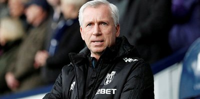 West Bromwich'te Pardew ile yollar ayrıldı