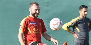 5 futbolcuyla yollar ayrılıyor