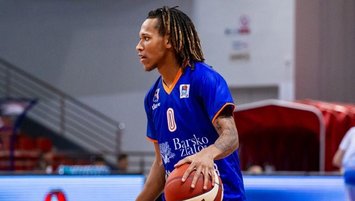 Daron Russell Galatasaray Nef'te!