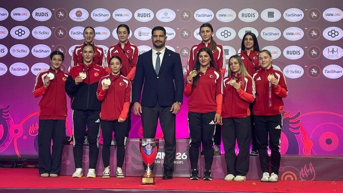 Milli güreşçilerden, Büyükler Avrupa Şampiyonası'nda 11 madalya!