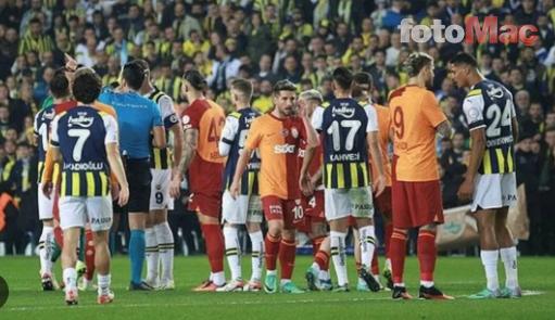 Fenerbahçe ve Galatasaray'da büyük yaprak dökümü! 12 futbolcu...