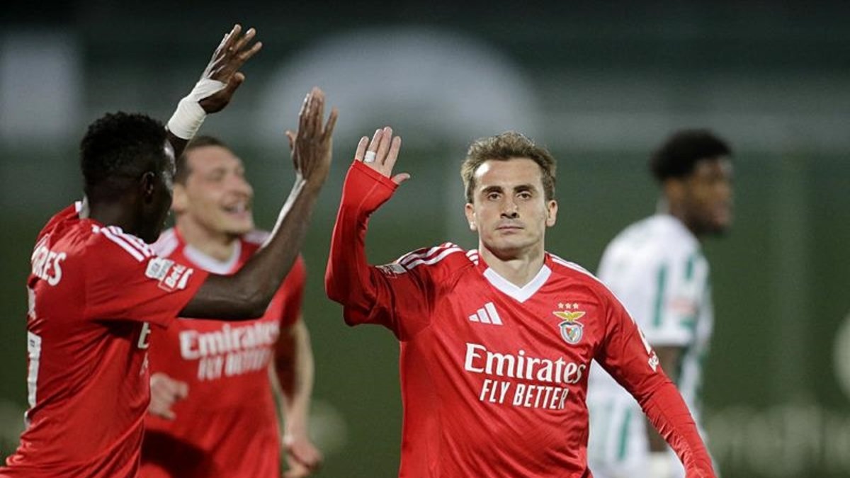 Rio Ave 2-3 Benfica (MAÇ SONUCU - ÖZET) Kerem ile Orkun 3 puanı kazandırdı! Rio Ave 2-3 Benfica (MAÇ SONUCU - ÖZET) Kerem ile Orkun 3 puanı kazandırdı!