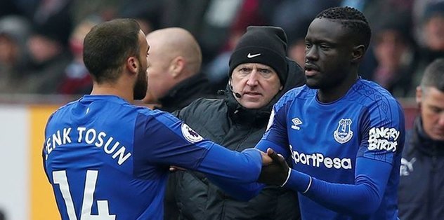 Oumar Niasse'den Cenk Tosun'a övgüler