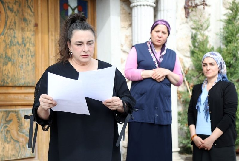 siyah-kalp-33-bolum-fragmani-izle-siyah-kalp-yeni-bolum-fragmani-show-tv-izle-1747293168382.jpg