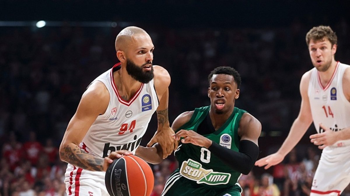 Ergin Ataman'lı Panathinaikos'u deviren Olympiakos şampiyon oldu
