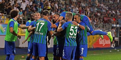 Rizespor şova devam ediyor