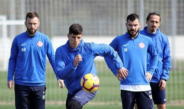 Antalyaspor Medipol Başakşehir maçına hazır
