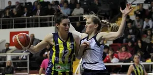 Fenerbahçe farklı kazandı