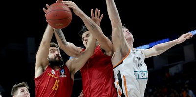 Galatasaraylı basketbolcu Ege Arar'ın acı günü