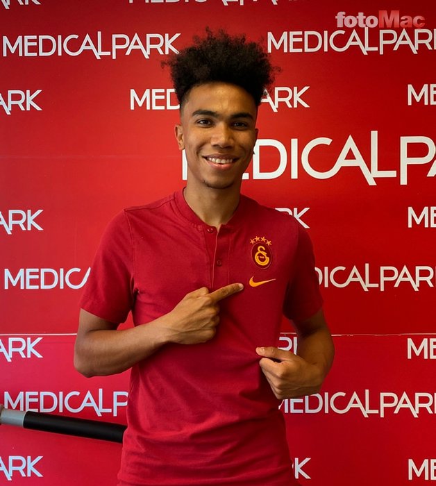 Son Dakika Spor Haberleri Galatasaray In Yeni Transferi Gustavo Assuncao Ya Ovgu Dolu Sozler Fotomac