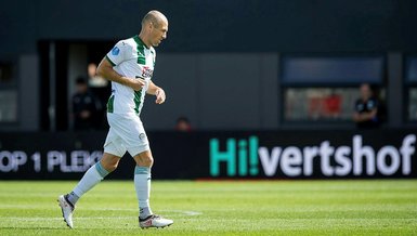 36 yaşındaki Arjen Robben sahalara döndü