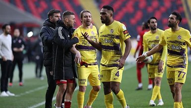 Eyüp düşüşe geçti