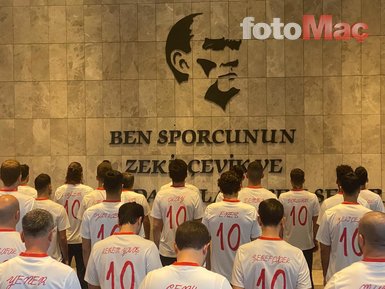 A Milli Futbol Takımı Mustafa Kemal Atatürk’ü andı! İşte o anlar...