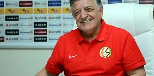 Yılmaz Vural kalıyor