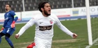 Karşıyaka’da Ali Kemal ayrılıyor