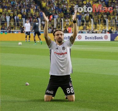 Beşiktaş’tan Fenerbahçe’ye 2 yıldız! Transferde yer yerinden oynayacak...